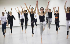 Aaja Nachle A Unique
